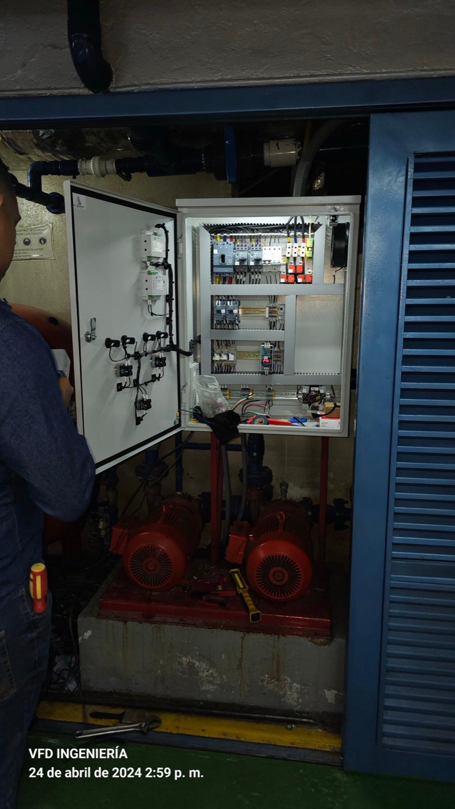 Tablero de sistema presión constante — Tableros eléctricos de variadores de frecuencia en Barranquilla